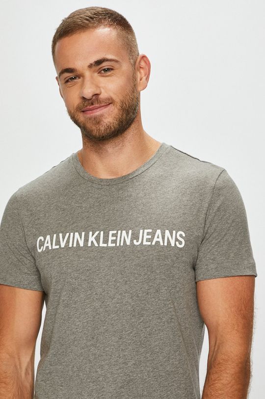 Футболки Calvin Klein Jeans, серый футболка с принтом scattered logo calvin klein jeans plus цвет white