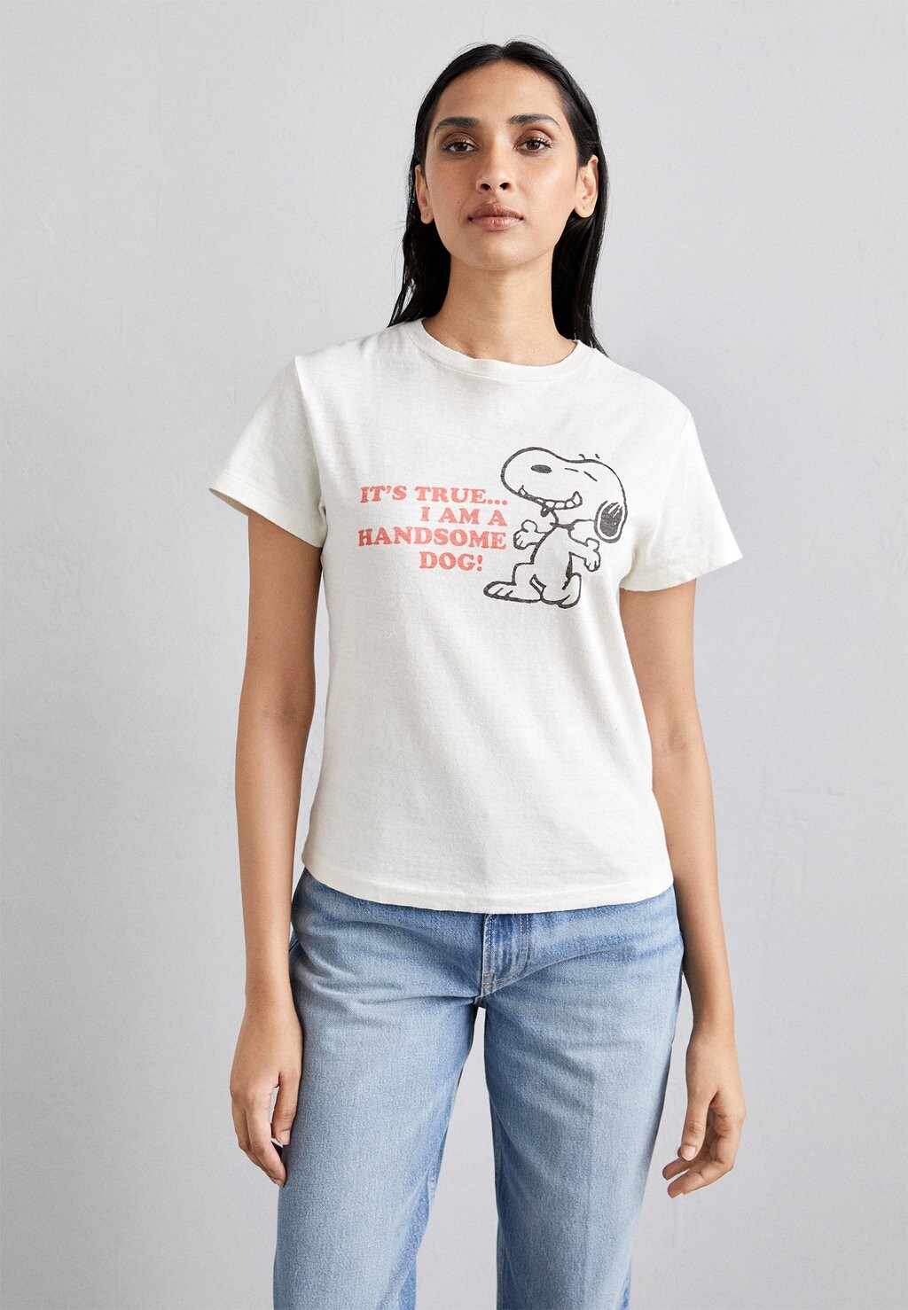 

Футболка с принтом CLASSIC TEE SNOOPY HANDSOME RE/DONE, винтажный белый