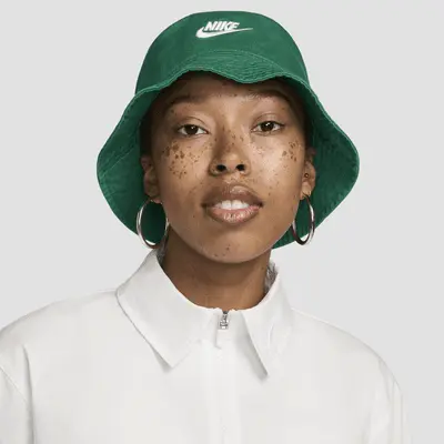 

Панама Nike Apex Futura Washed, цвет Malachite/White