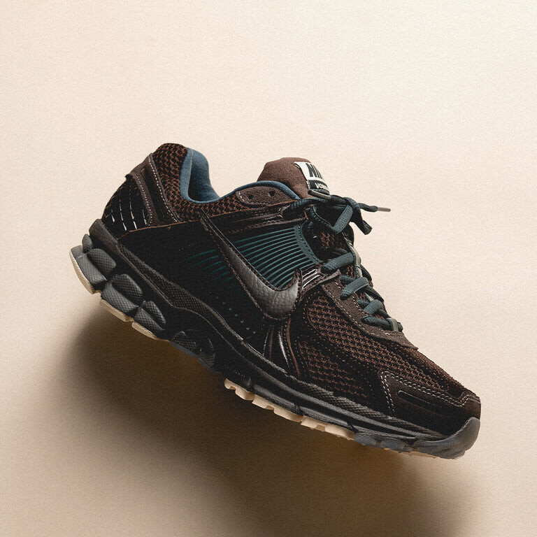 

Кроссовки Zoom Vomero 5 Prm Nike, коричневый