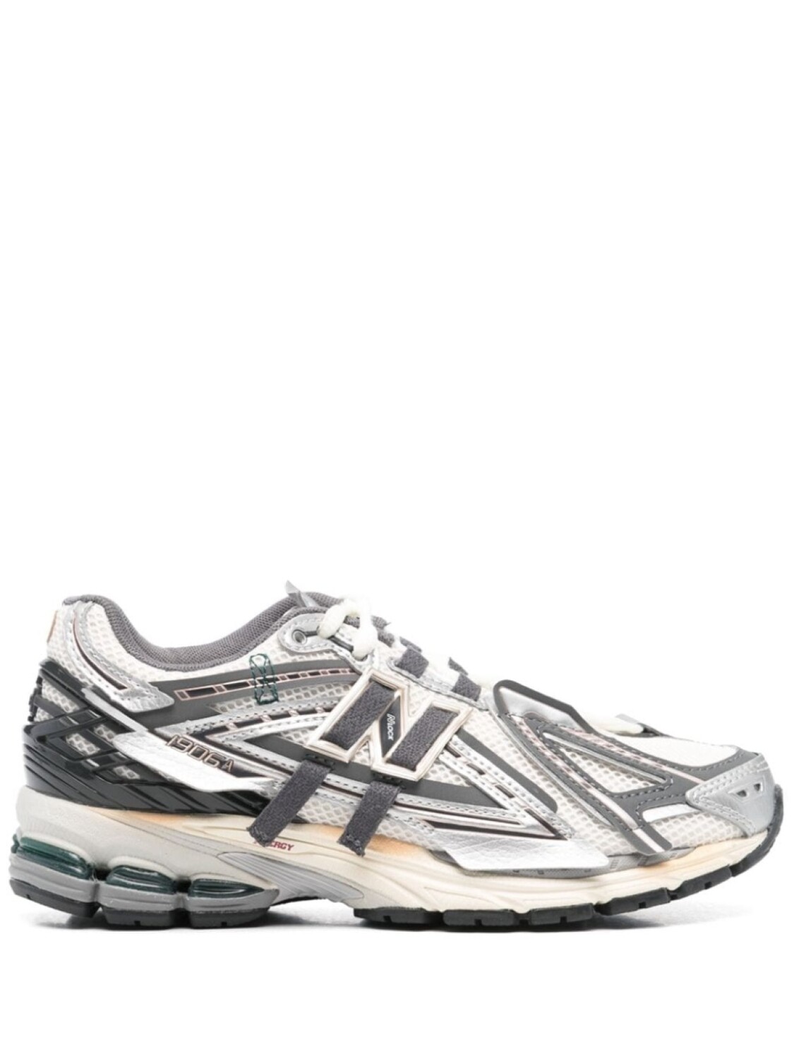 

Кроссовки New Balance 1906A, серебряный