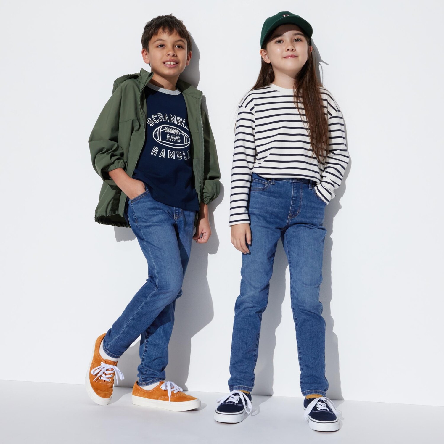 

Джинсы UNIQLO ультраэластичные без молнии, синий
