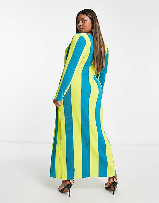 Платье макси в сине-желтую полоску Something New Curve