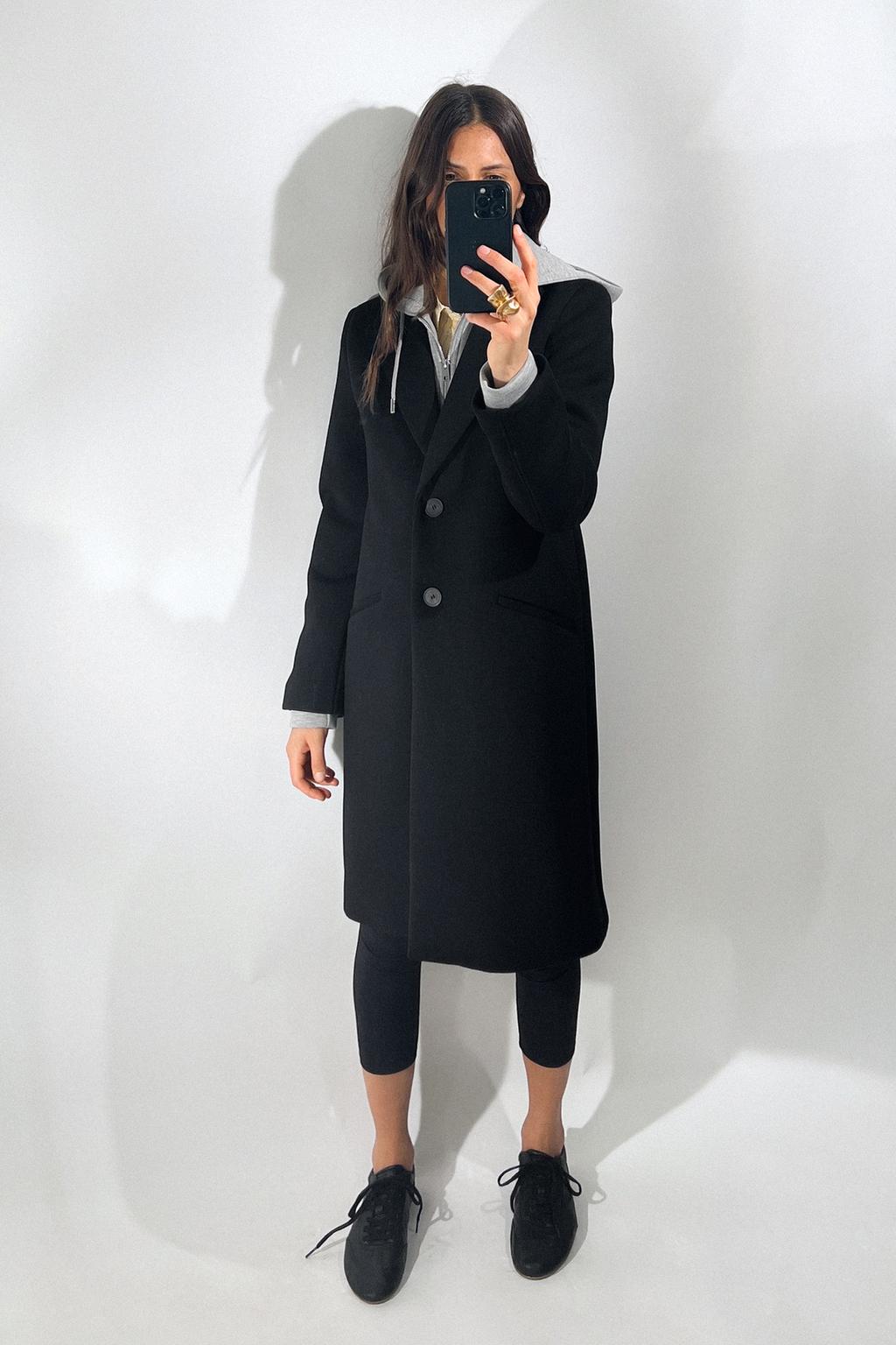 Контрастное пальто с капюшоном ZARA, черный