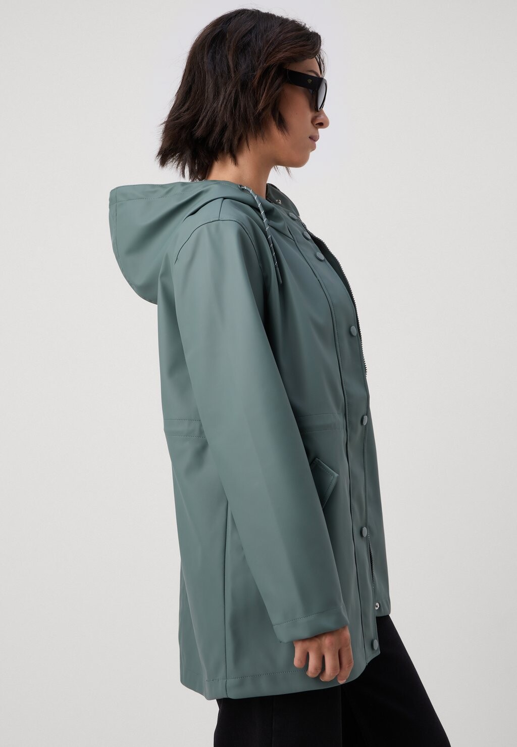 

Дождевик/водоотталкивающая куртка VMMALOU COATED JACKET PETITE Vero Moda, темно-зеленый