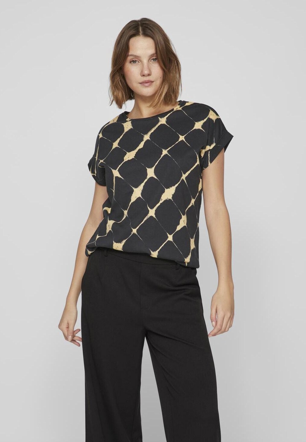 

Футболка с принтом Viannie VILA, цвет black/beige