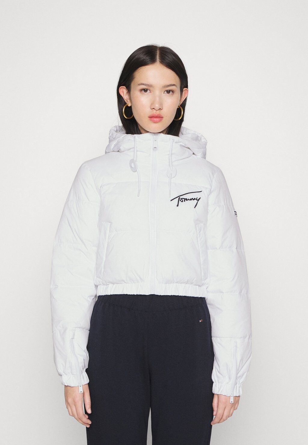 

Зимняя куртка Tommy Jeans, белый