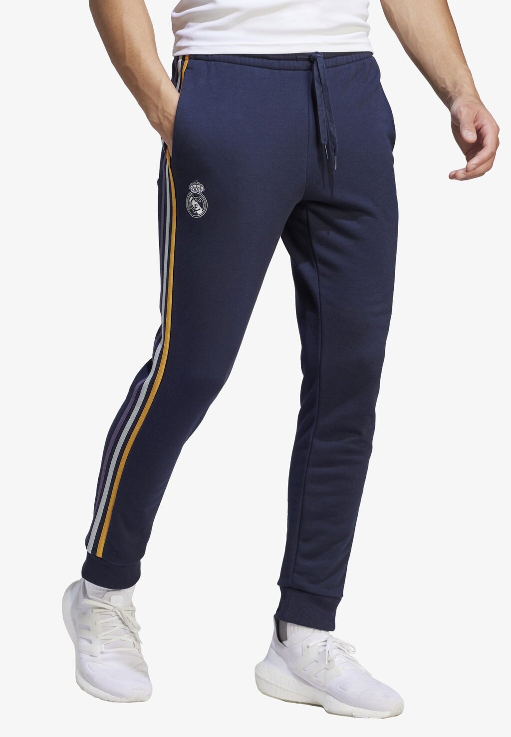 

Спортивные брюки Adidas