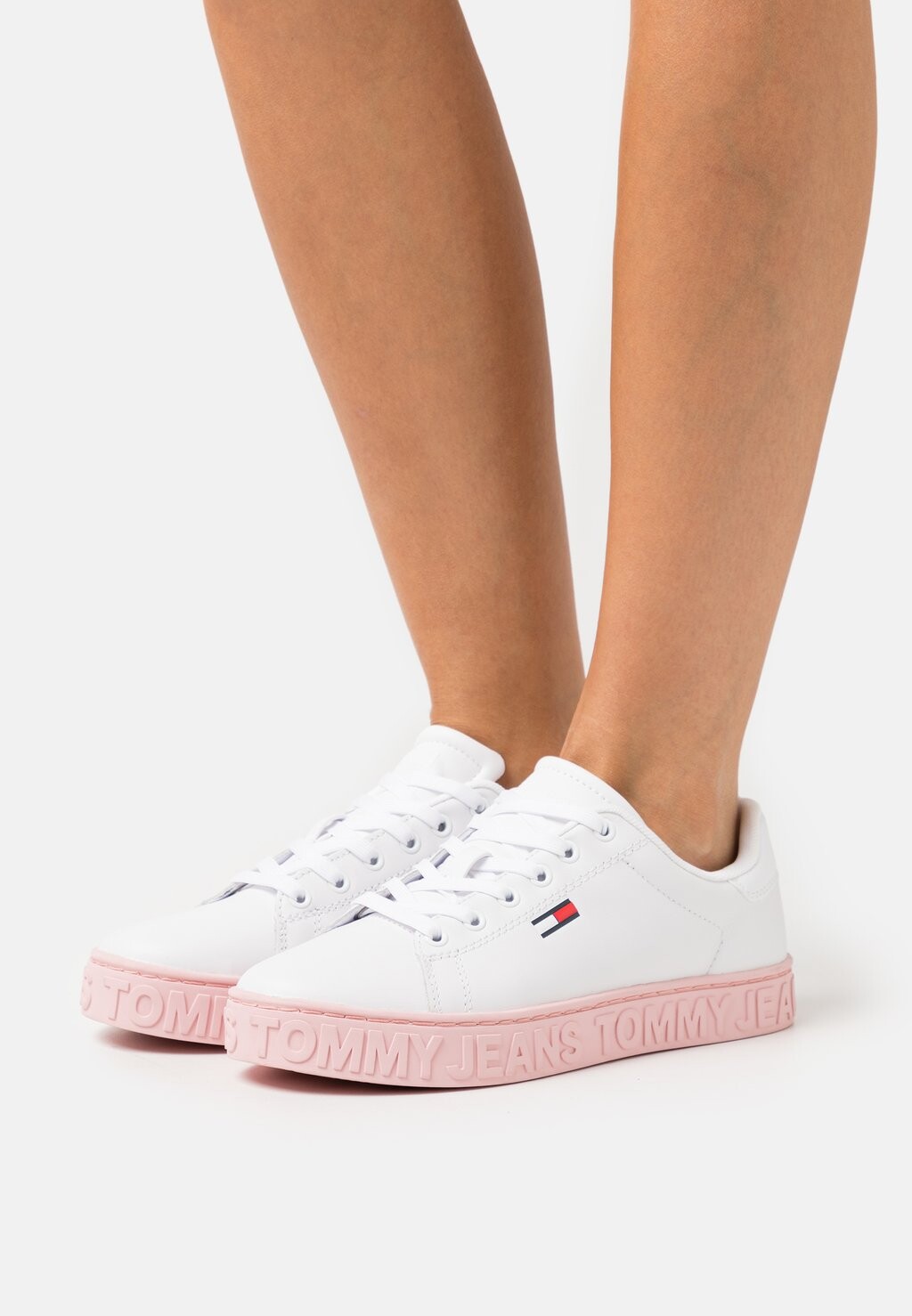 

Кроссовки Tommy Jeans