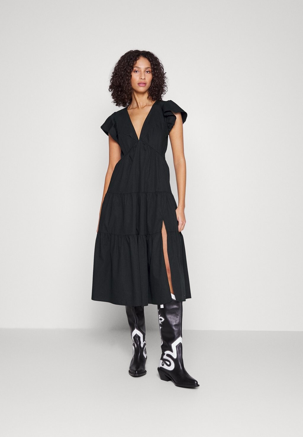 

Дневное платье VMJARLOTTE CALF SLIT DRESS Vero Moda, цвет black