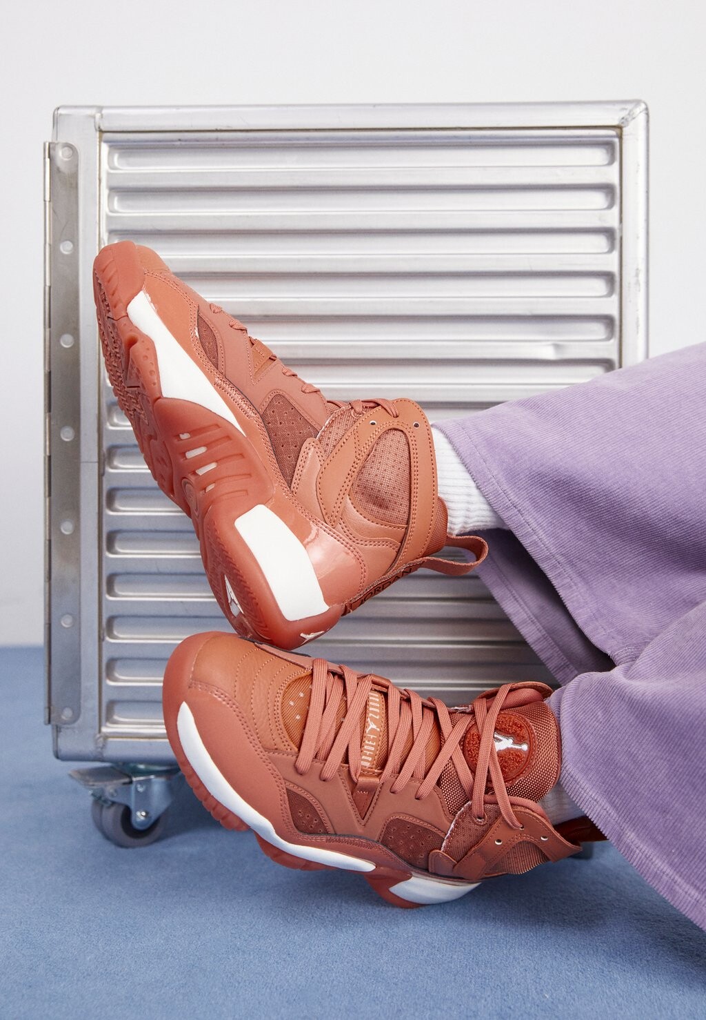 

Высокие туфли Jordan JUMPMAN TWO TREY, цвет sky orange/sail sky