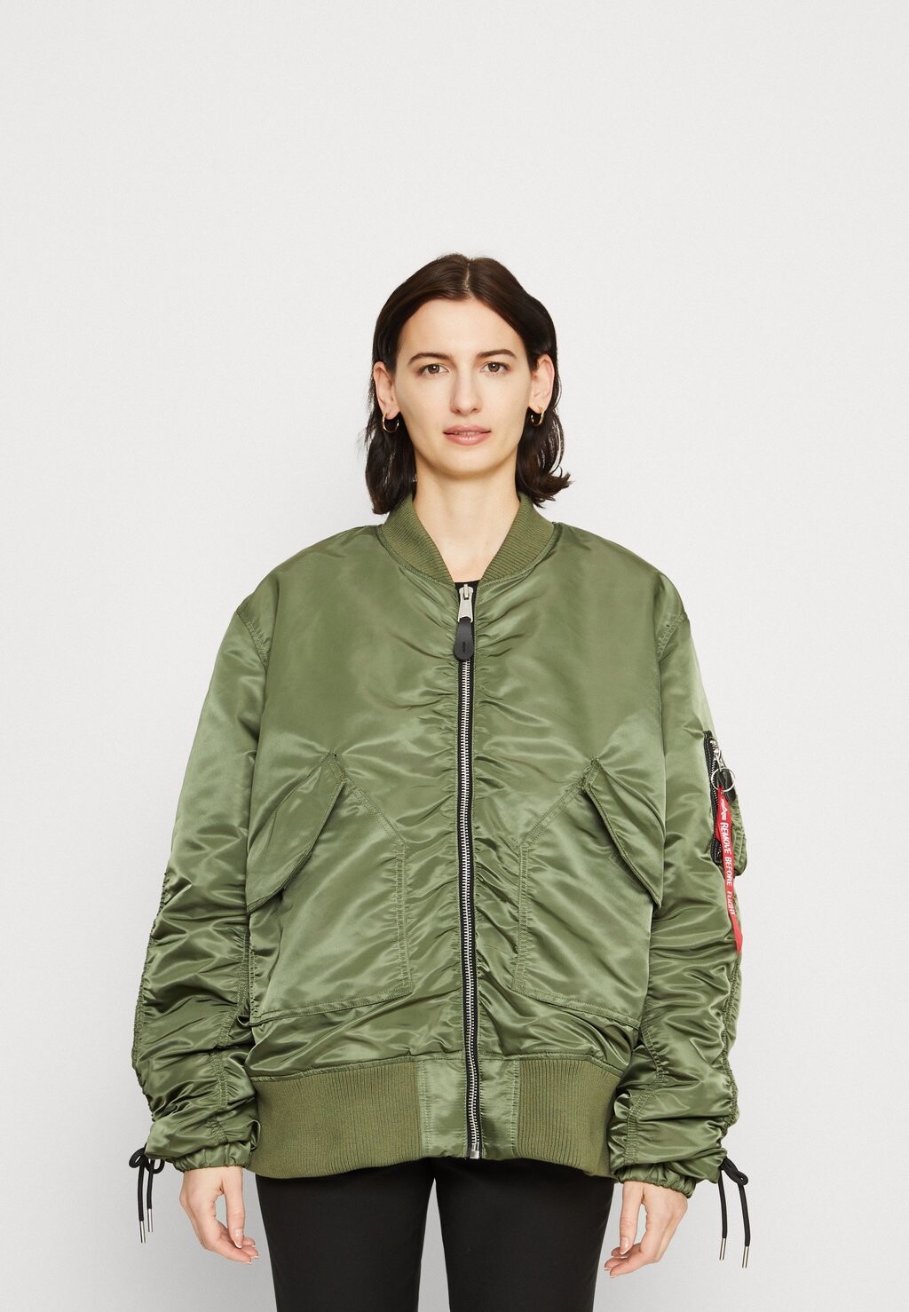 

Куртка-бомбер Alpha Industries, Серый