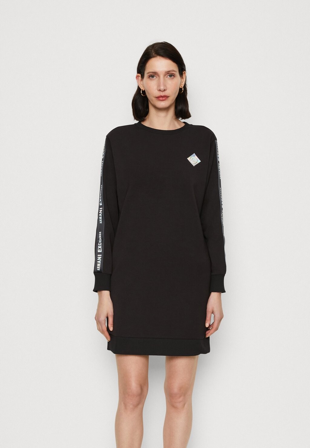 

Повседневное платье Armani Exchange, черный