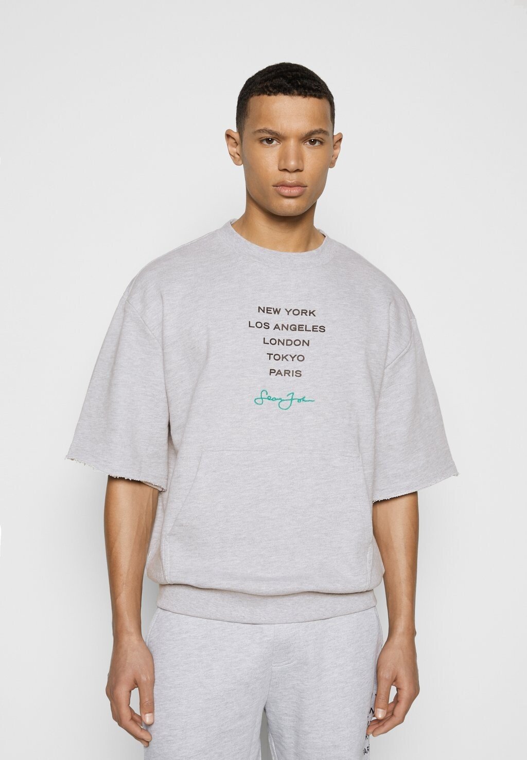 

Футболка с принтом Classic Logo Short Sleeve Terry Crew Sean John, пестрый серый