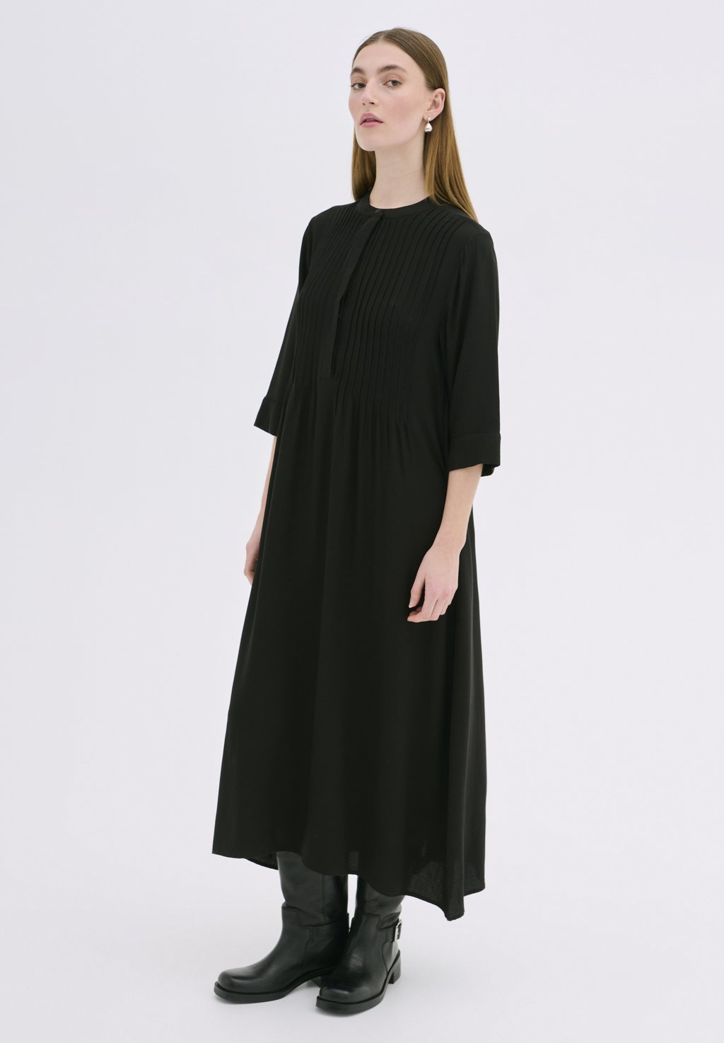 цена Платье повседневное LIMAMW FLORA My Essential Wardrobe, цвет black