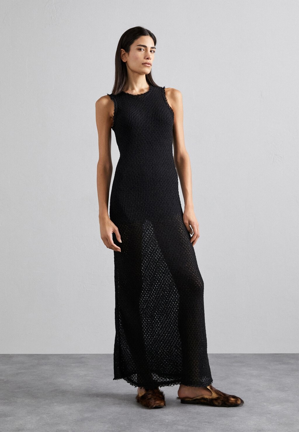 

Платье Punto rag & bone ПЛАТЬЕ БЕЗ РУКАВОВ CARINE, черный