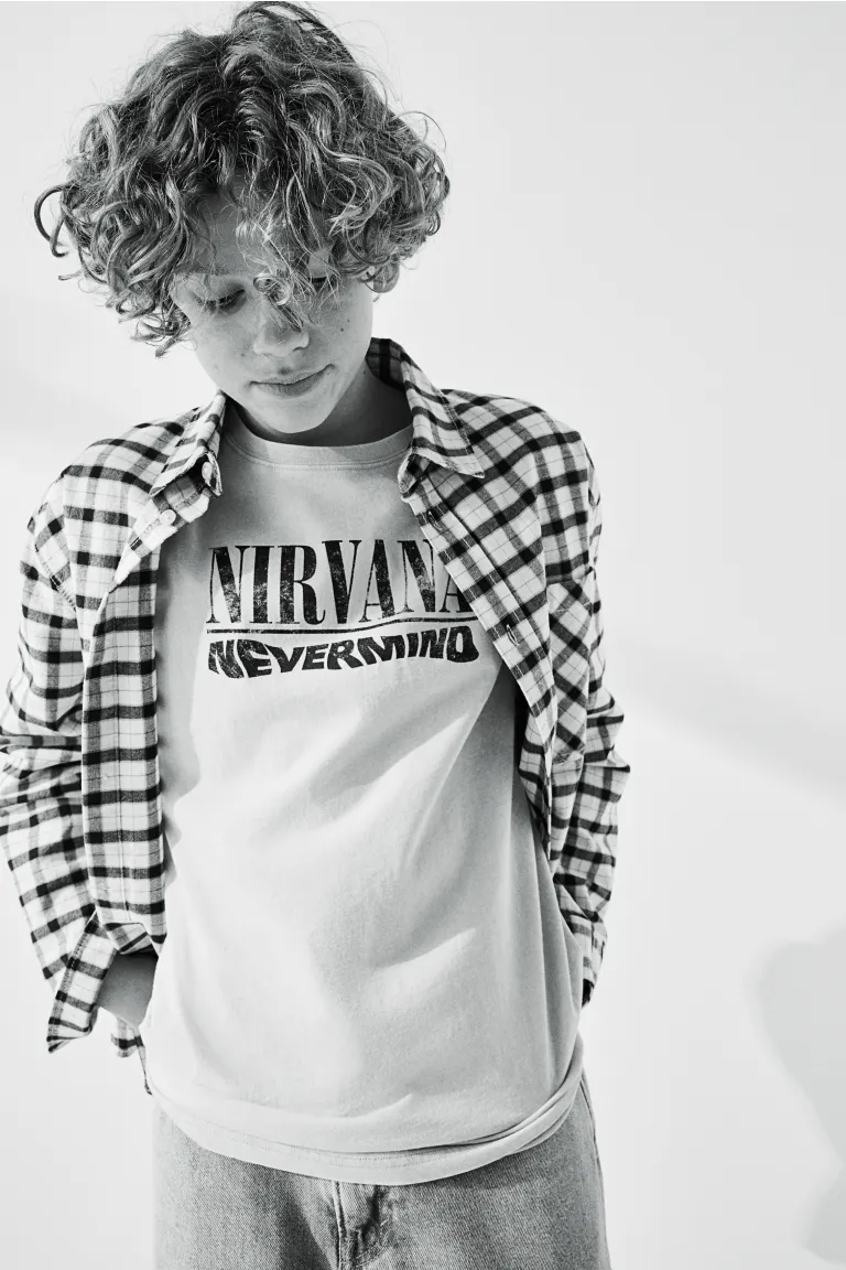 

Футболка с принтом H&M, бежевый