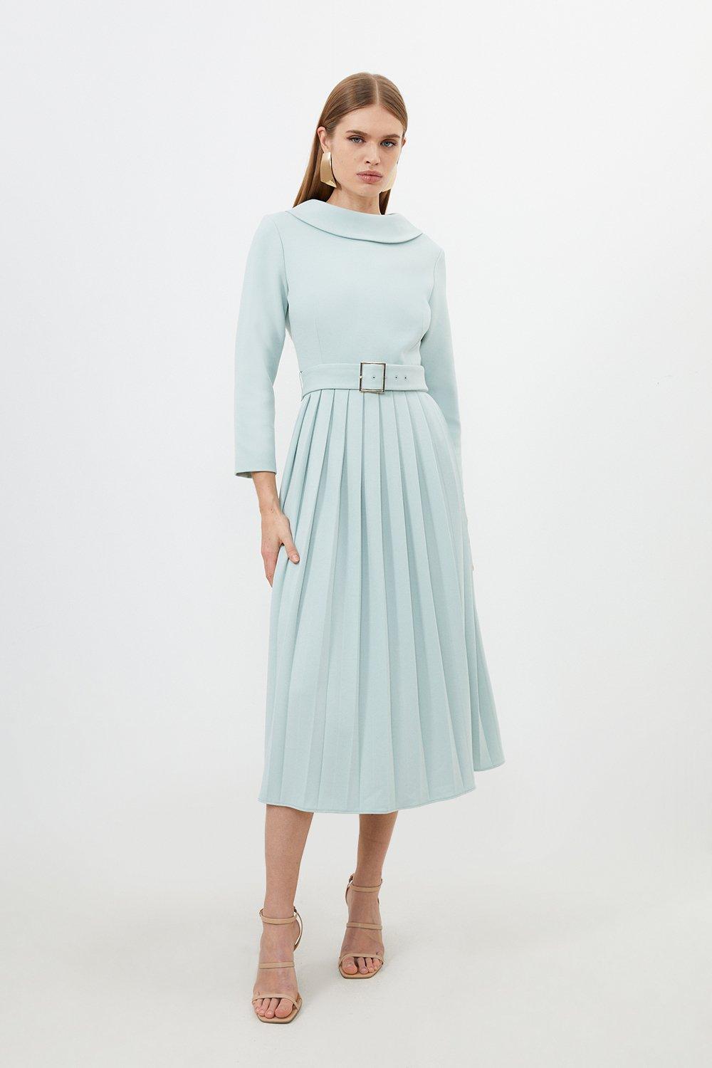цена Плиссированное платье миди из структурированного крепа с высоким воротником на заказ Karen Millen, зеленый
