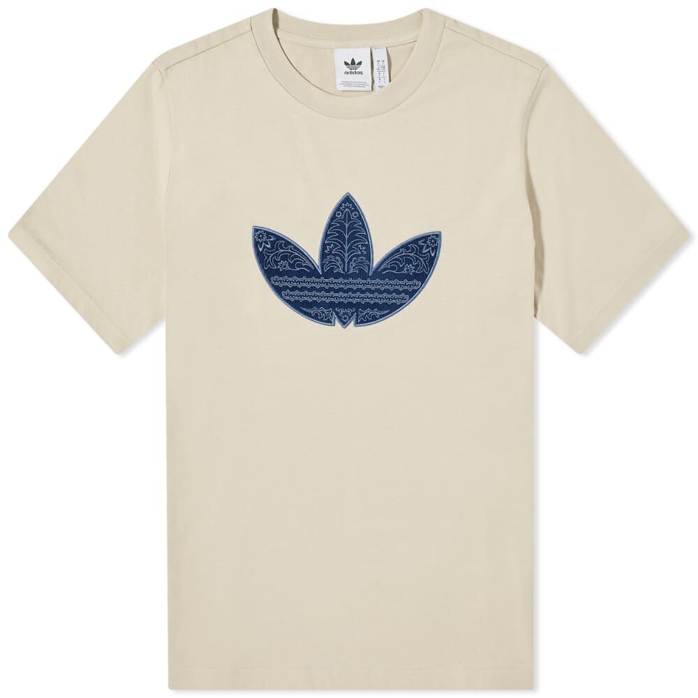 

Футболка Adidas с аппликацией