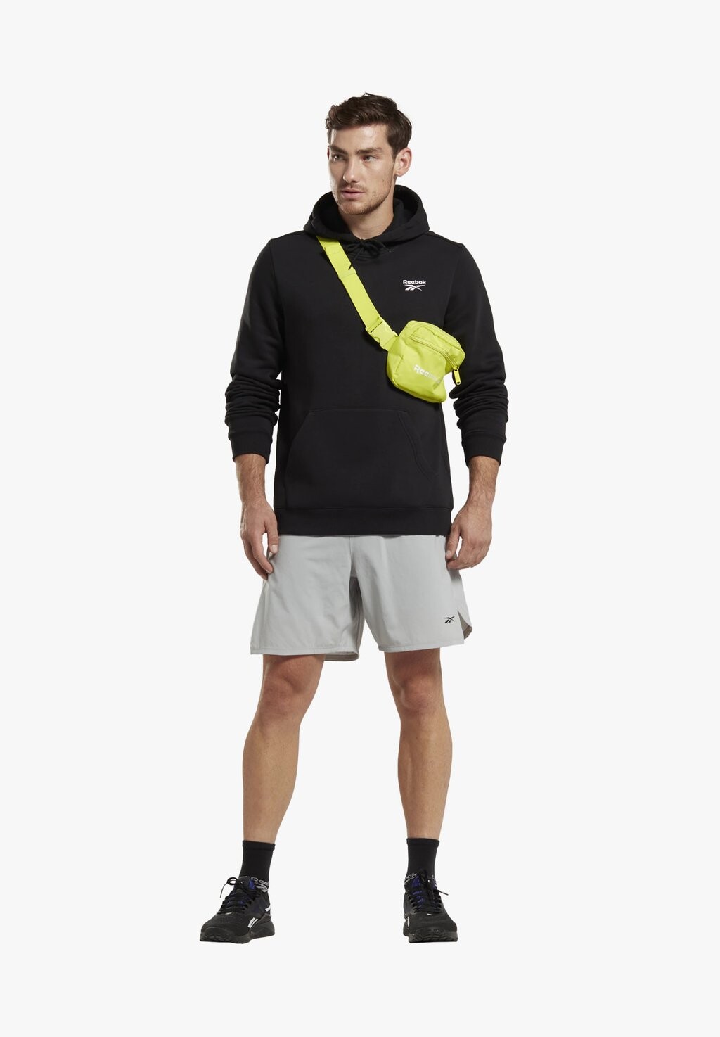 

Толстовка на молнии Ri Left Chest Logo Hood Reebok, черный