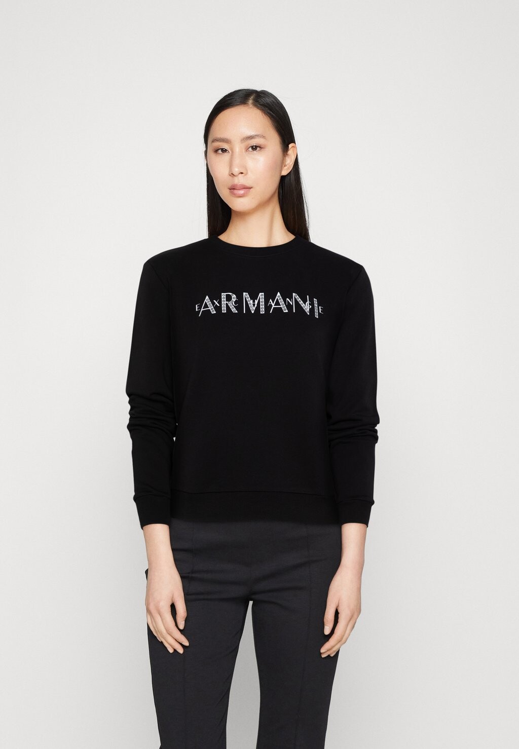 

Толстовка Armani Exchange, черный