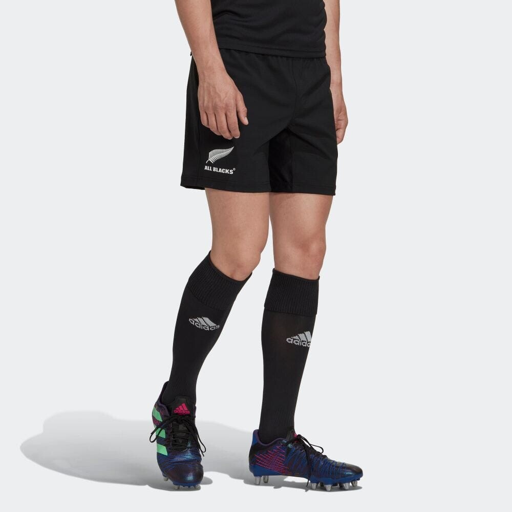 

Шорты Adidas HG7303