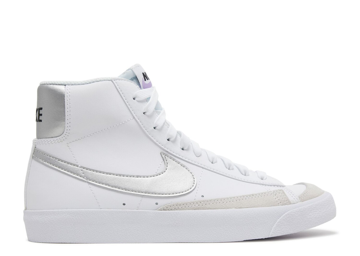 

Кроссовки Nike Blazer Mid '77 Gs 'White Metallic Silver', белый
