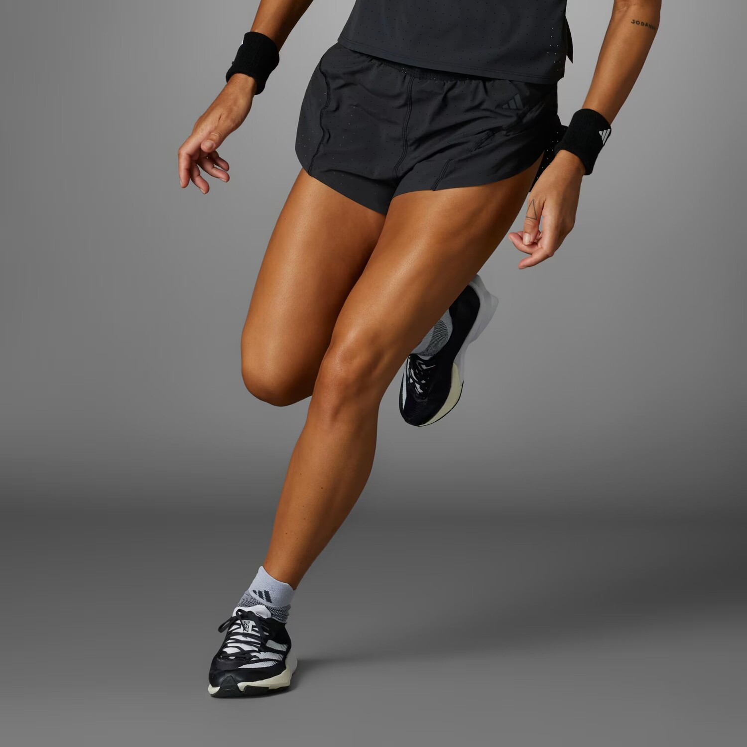 

Шорты для бега Adizero с разрезом Adidas, цвет Black