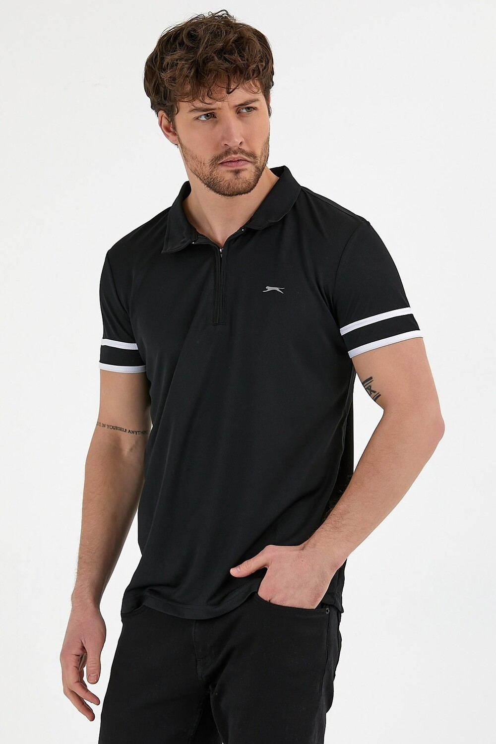 

Мужская футболка Redmond черная Slazenger, черный