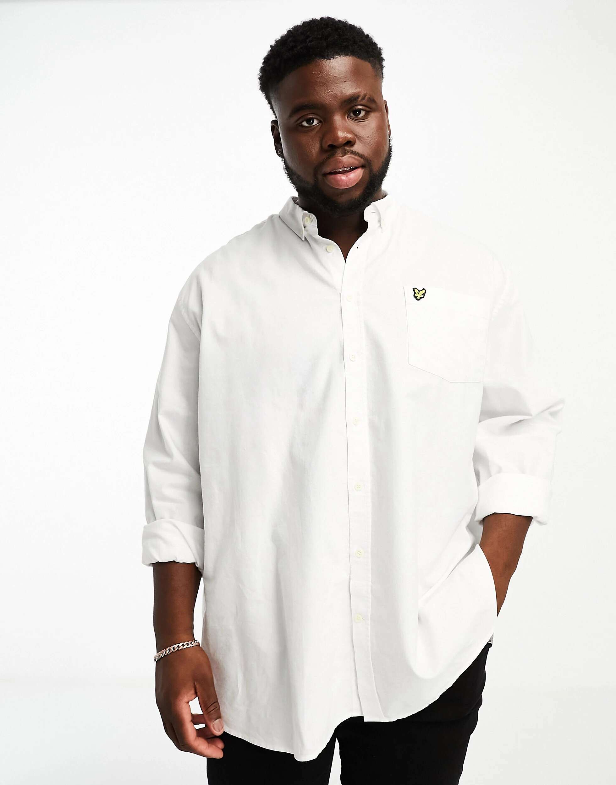 Белая оксфордская рубашка стандартного кроя с логотипом Lyle & Scott PLUS легкая оксфордская рубашка стандартного кроя lyle