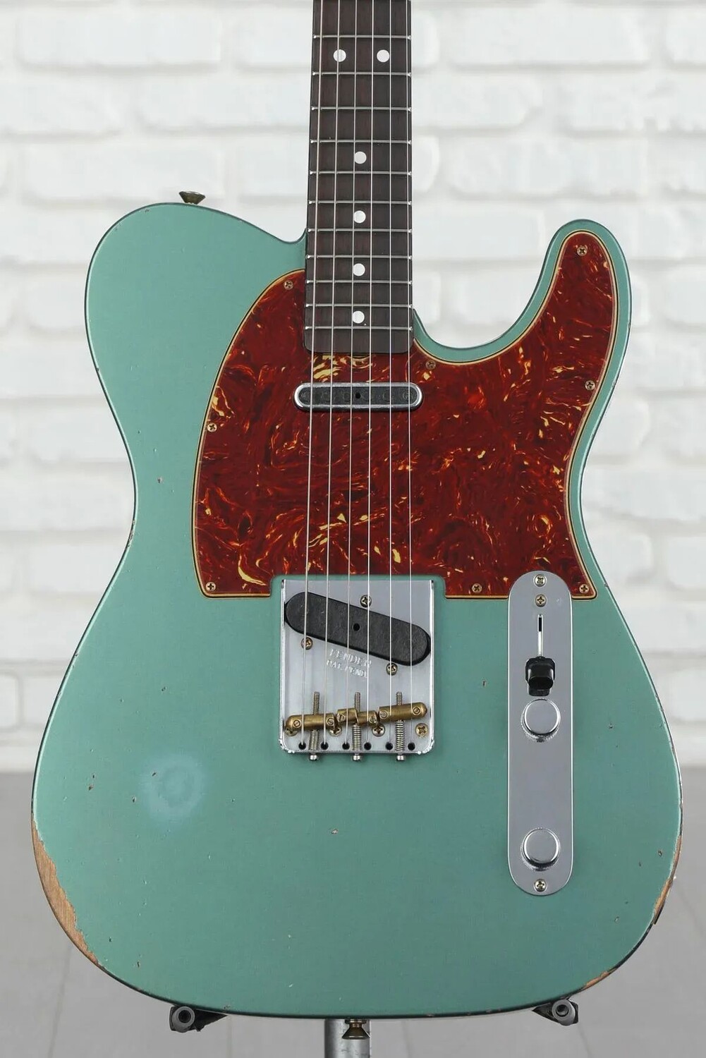 

Ограниченная серия Fender Custom Shop '64 Электрогитара Telecaster Relic - Aged Sherwood Green Metallic
