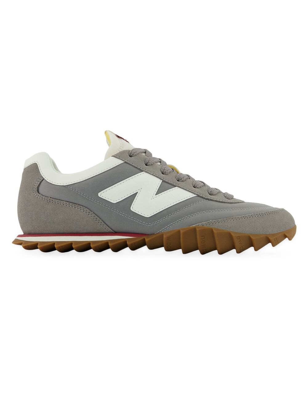 

Кроссовки на шнуровке RC30 New Balance