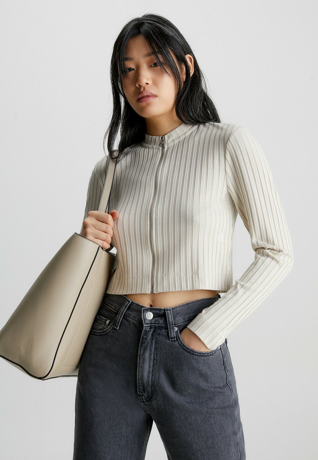 

Кардиган Calvin Klein Jeans, бежевый