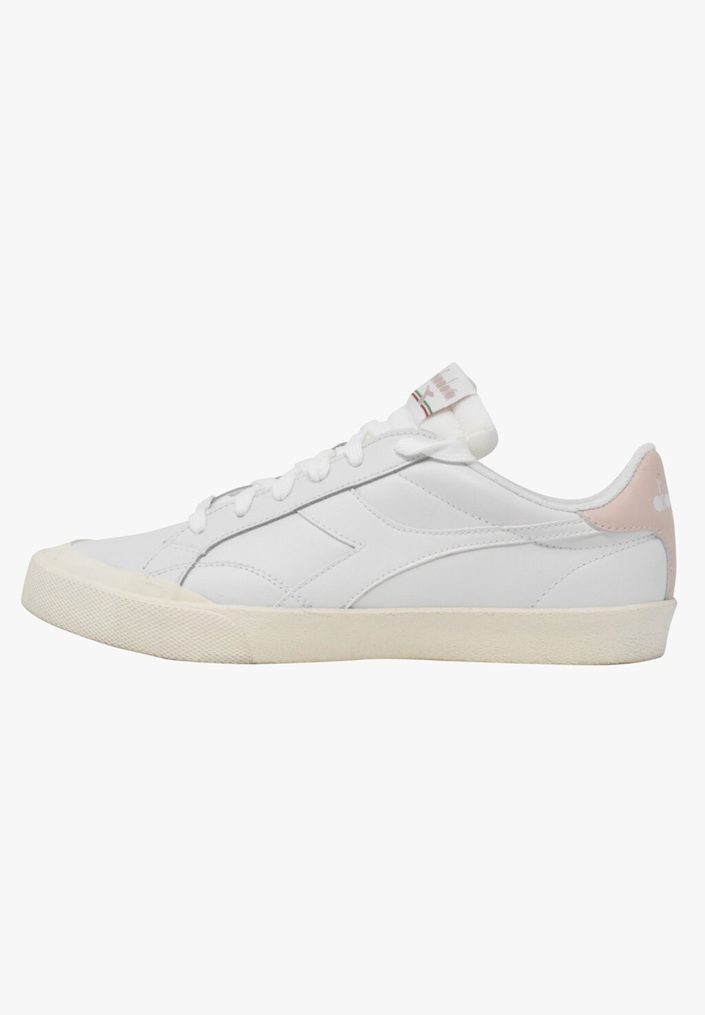 

Кроссовки Diadora
