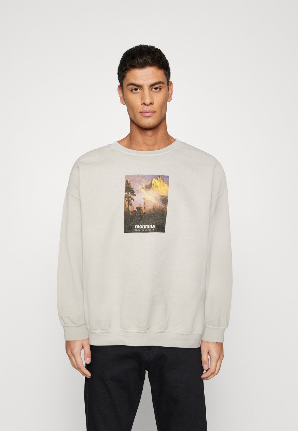 

Толстовка BDG Urban Outfitters