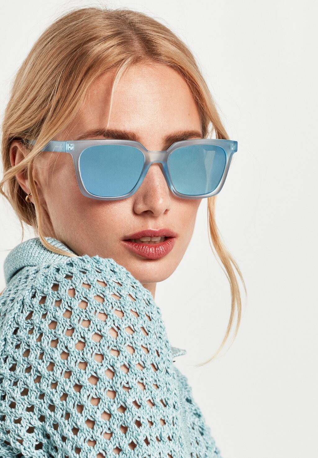 

Солнцезащитные очки LUST Hawkers, цвет blue