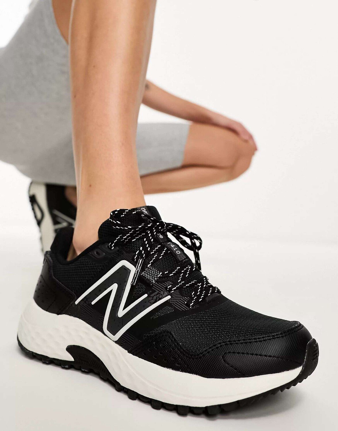 

Черные кроссовки New Balance Running 410