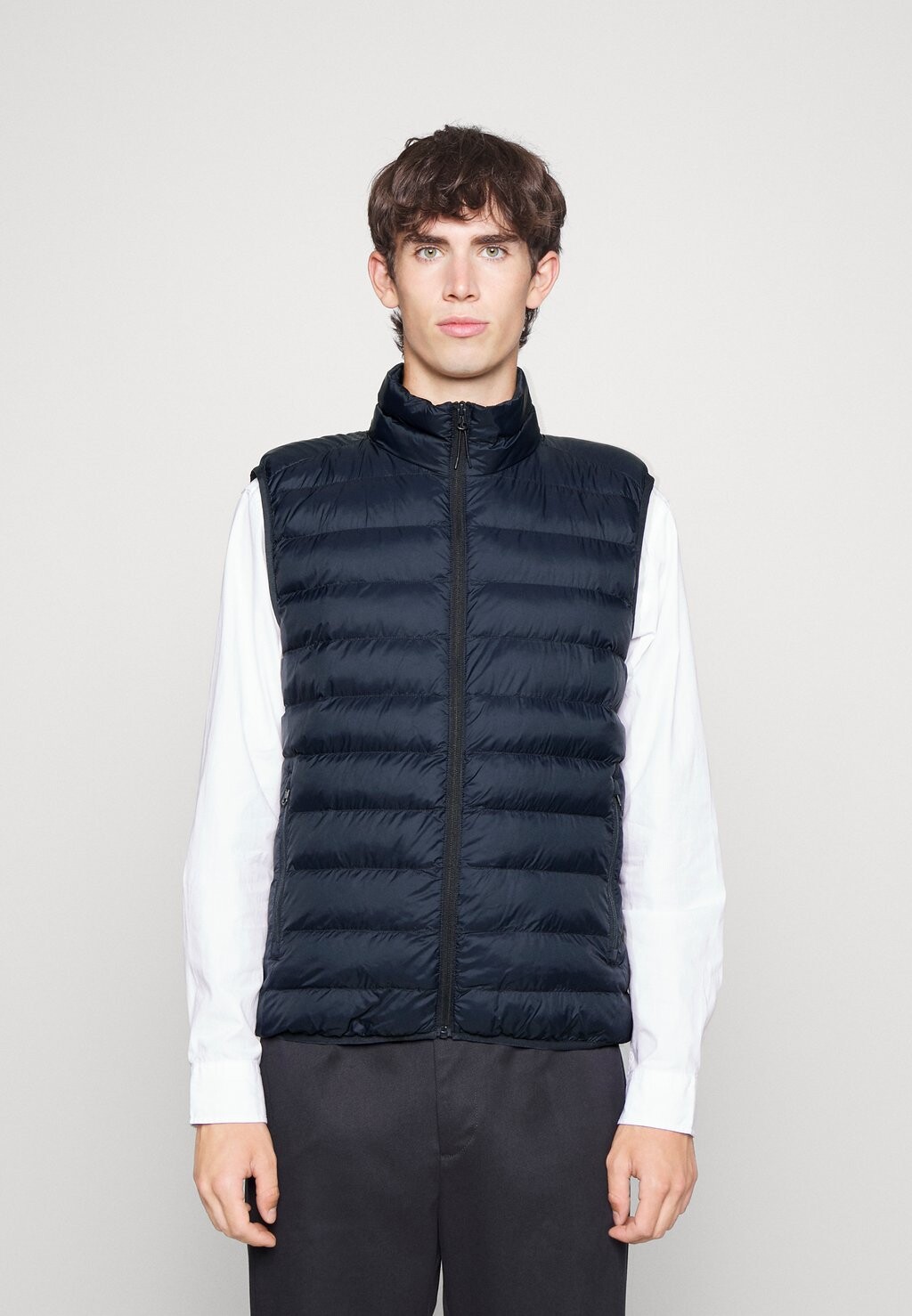 

Жилет Esprit