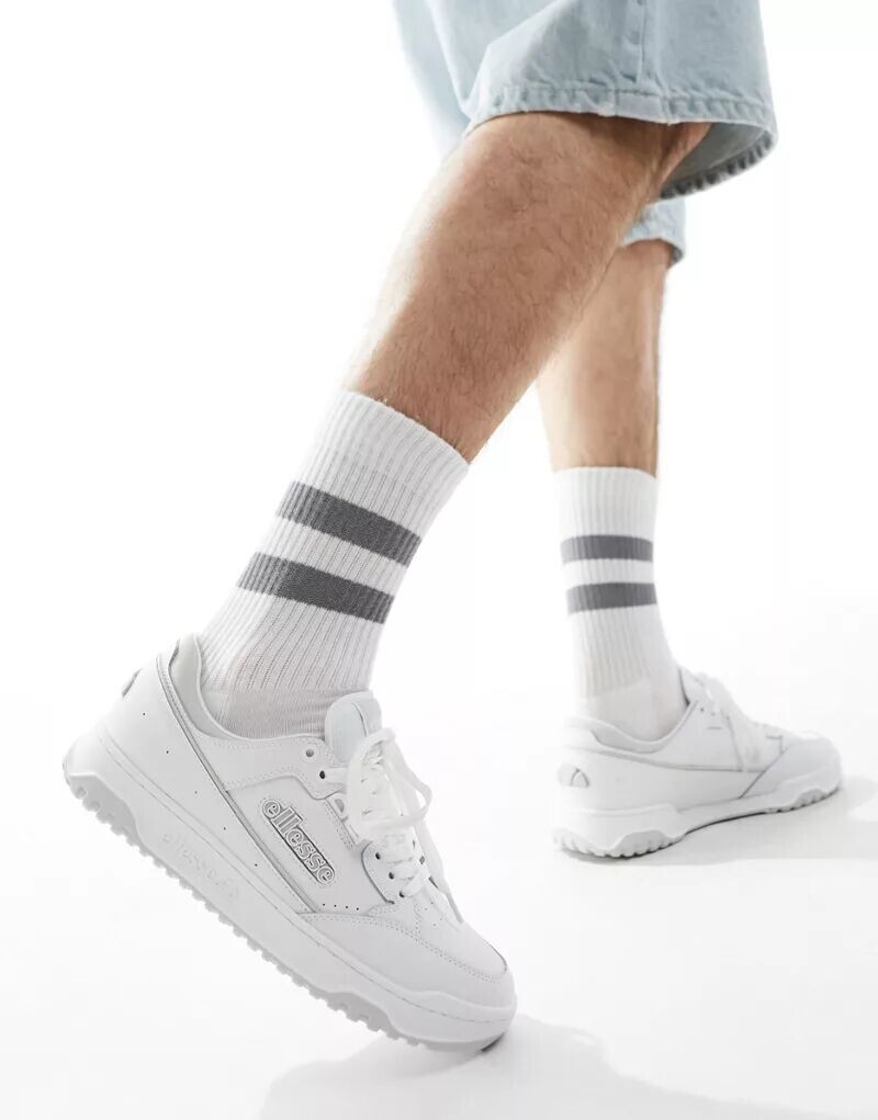 

Бело-светло-серые кроссовки ellesse LS987 с чашкой