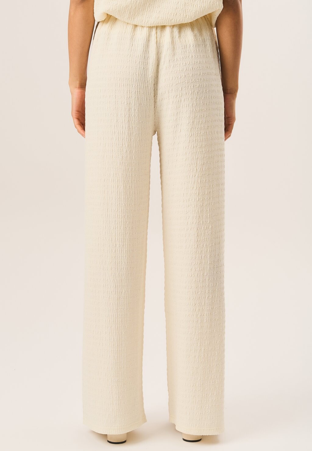 

Брюки TEXTURED ELASTIC WAIST PULL ON GINI LONDON, белый