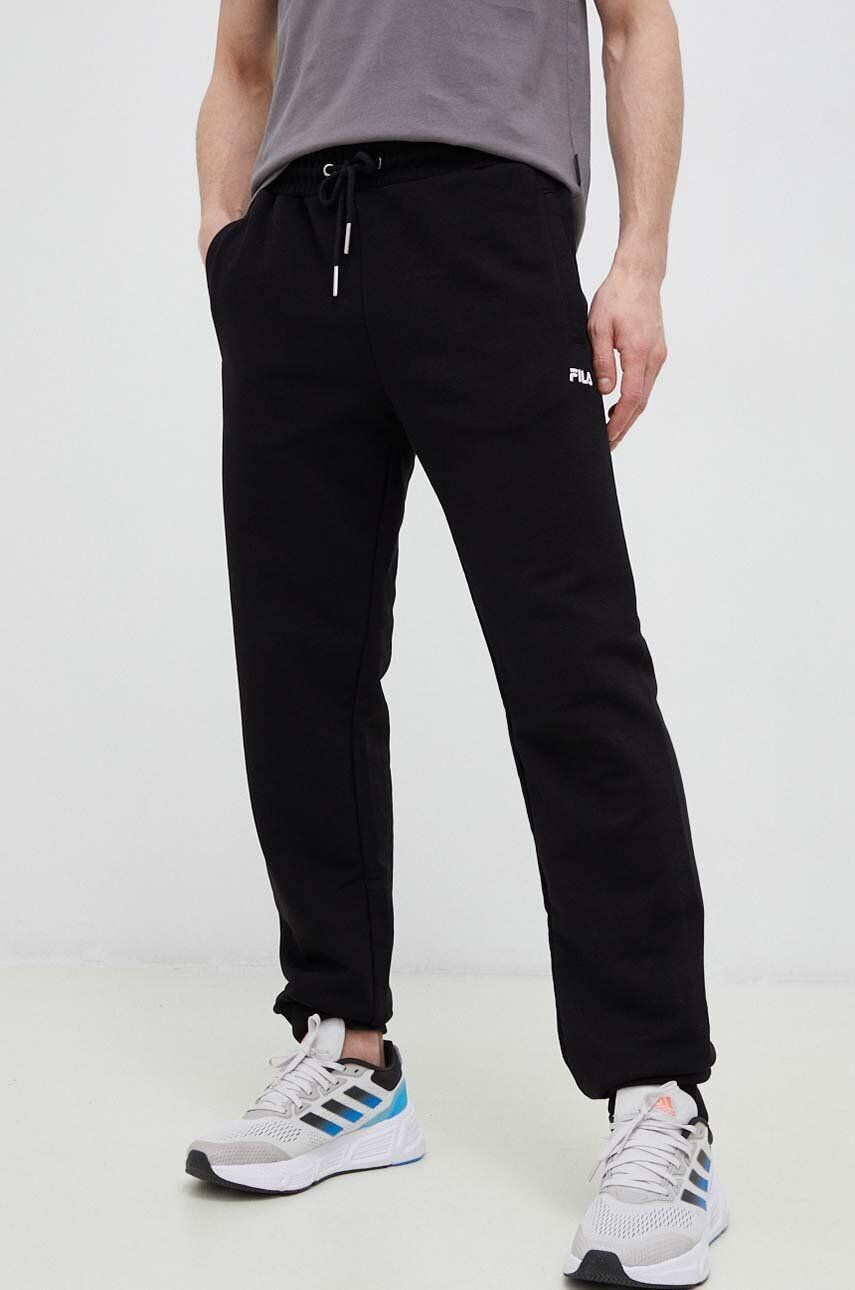 

Ряд бегунов Fila, черный