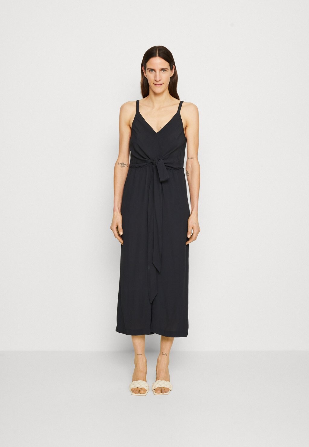

Комбинезон Esprit, черный