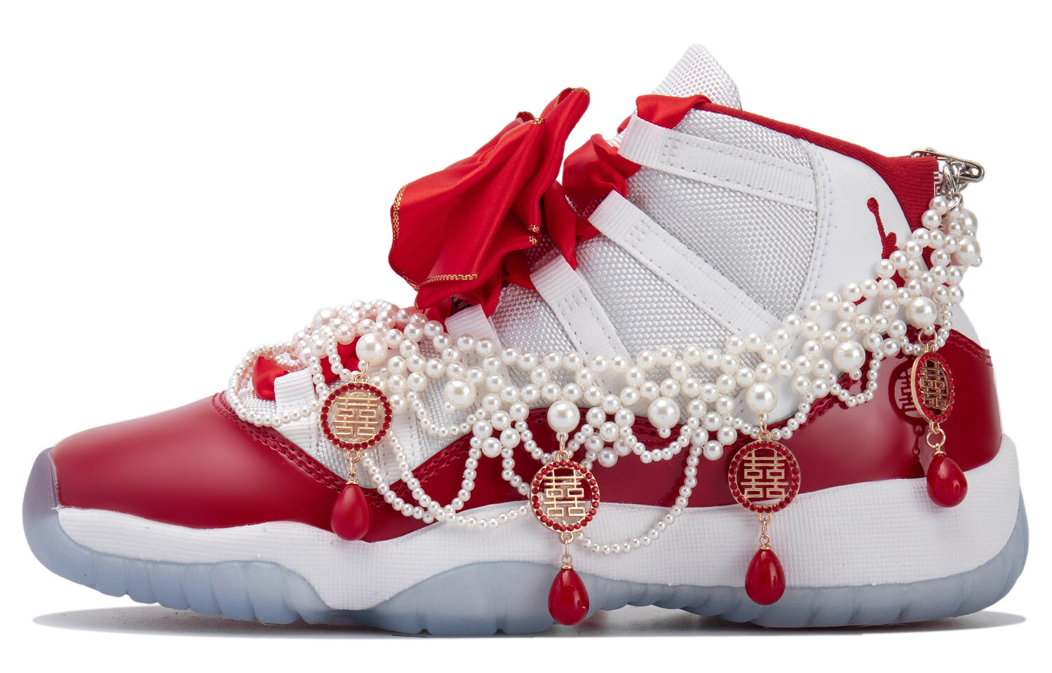 

Женские винтажные баскетбольные кроссовки Jordan Air Jordan 11, Red