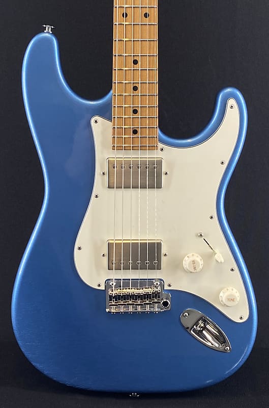Электрогитара Suhr Custom Classic S Antique with 2 Humbuckers in Lake Placid Blue with Roasted Maple Fretboard электрогитара suhr custom classic s antique electric guitar olympic white 77084