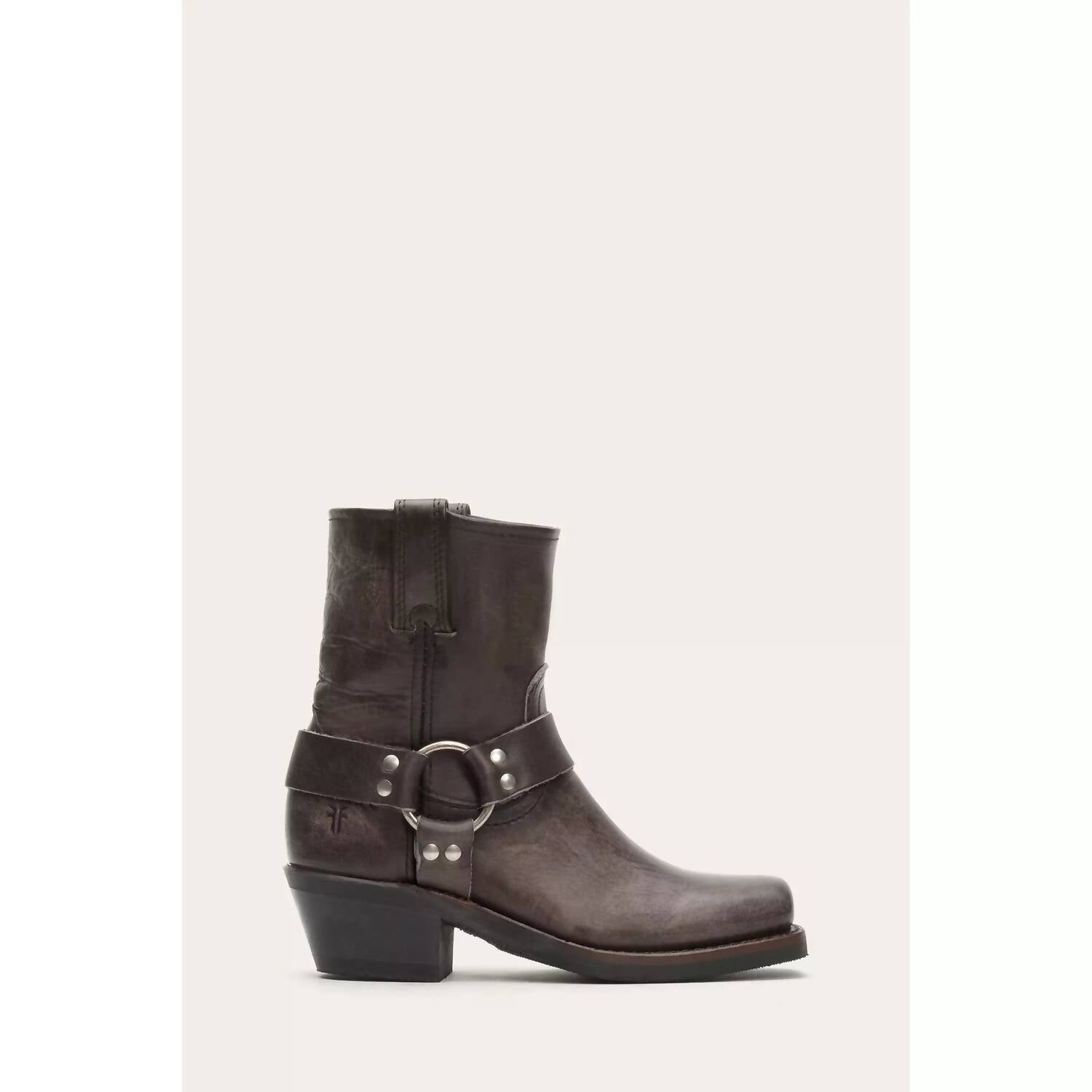 

Дымчатые женские ботинки Harness 8R Frye