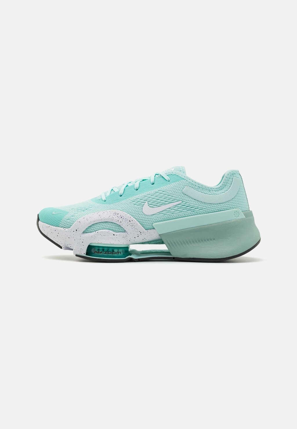 

Кроссовки Nike