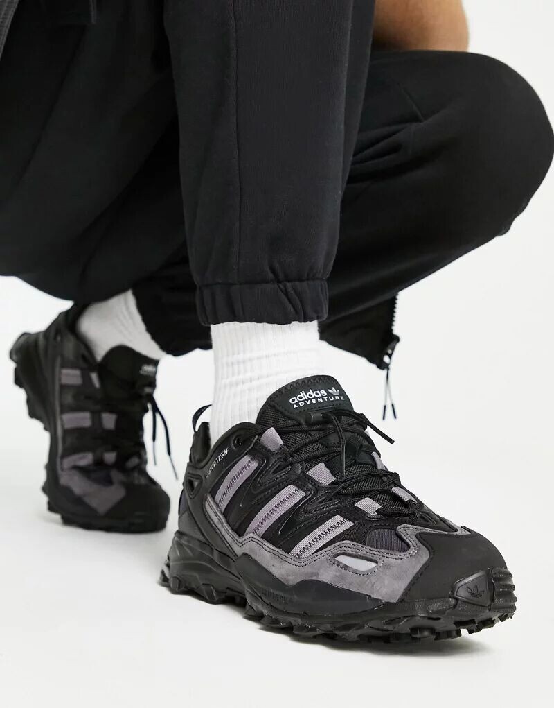 

Черные кроссовки adidas Originals Hyperturf