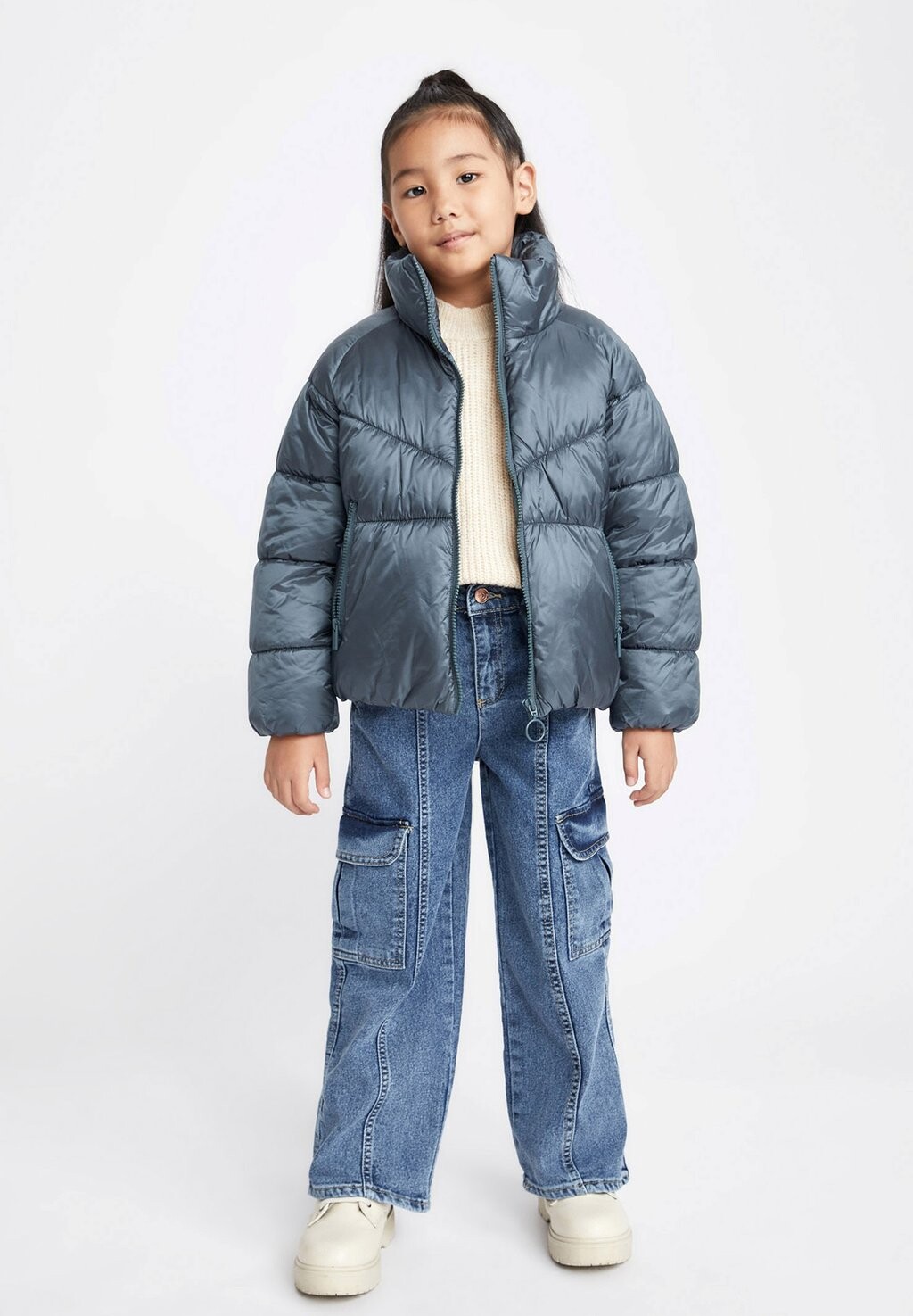 

Зимнее пальто Regular Fit DeFacto, зеленый