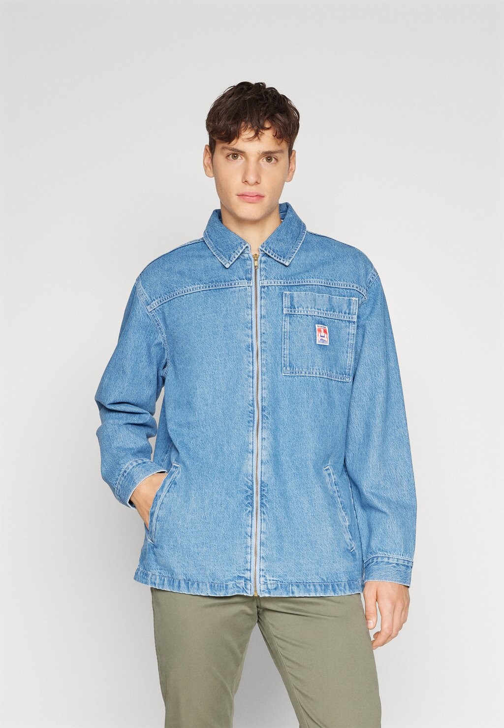 

Джинсовая куртка CASEY JONES JACKET Wrangler, светло-голубой деним