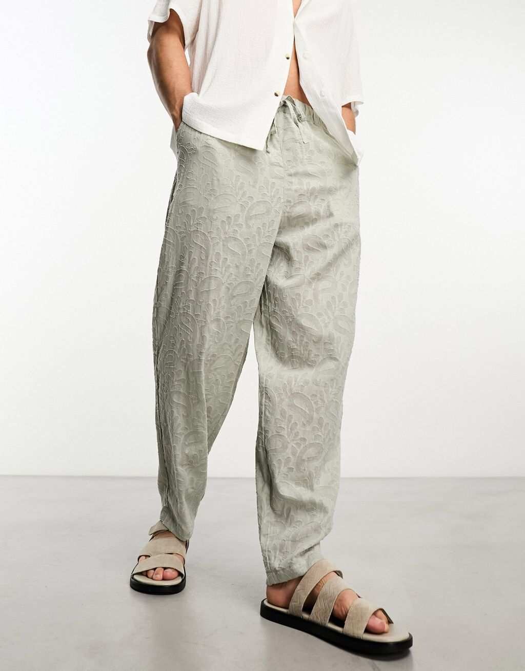 

Зеленые зауженные брюки оверсайз ASOS DESIGN
